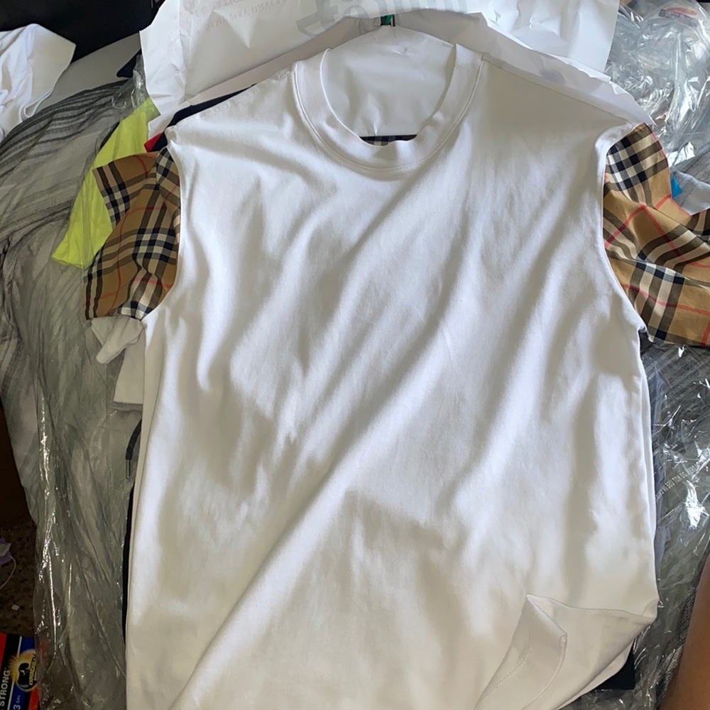 Ladies Burberry shirt